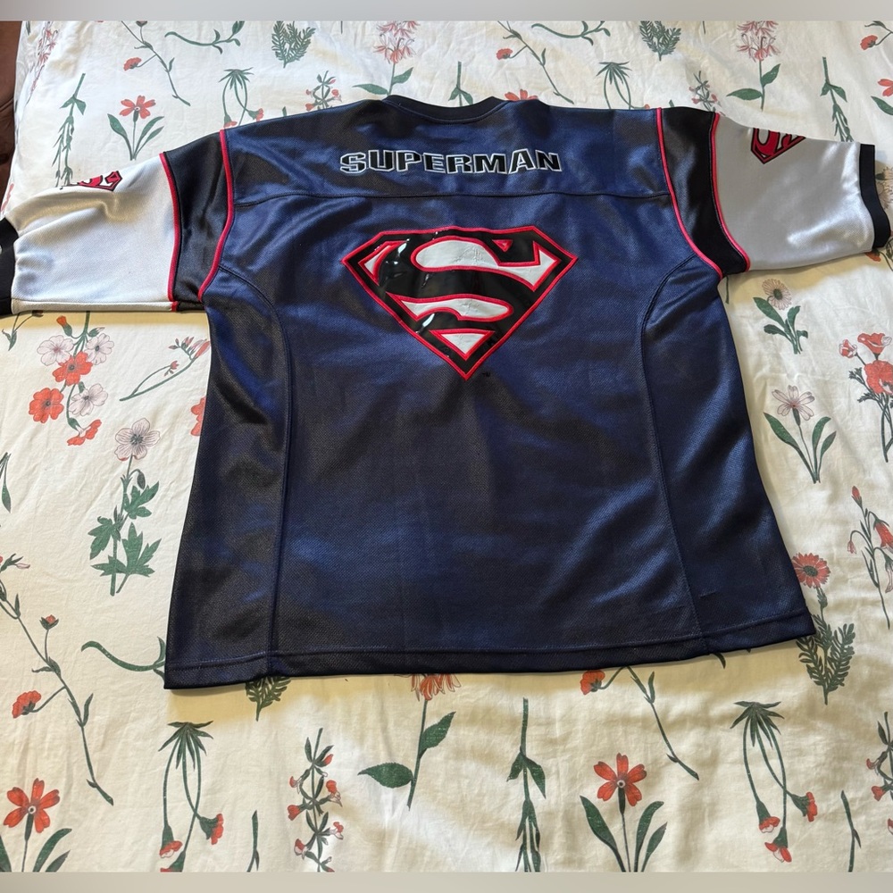 Warner Bros. Superman Black and Navy Jersey - Picture 5 of 13